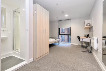 1 bed flat, West Street, Devonshire Green, Sheffield, S14FD - Image 3